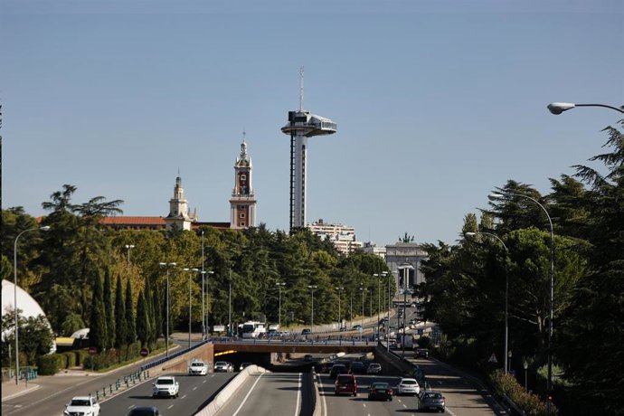 Archivo - Vista del Faro de Moncloa, en Madrid (España).