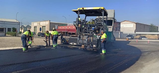 Obras en la carretera de Marmolejo (A-6176)
