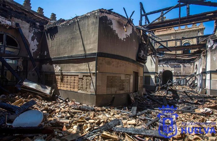 Imagen de la estación por dentro tras el incendio.