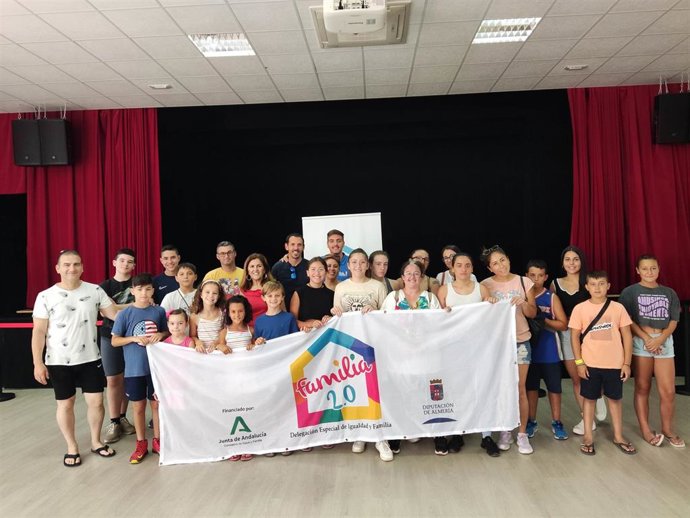 Programa 'Familias reconectadas' de la Diputación de Almería.