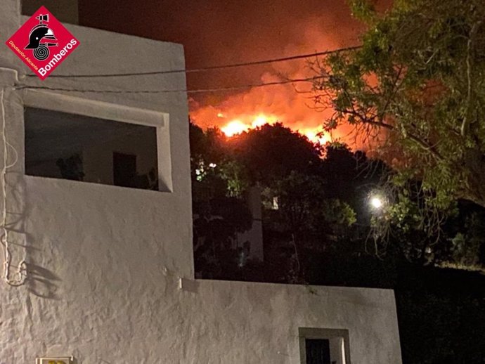 Incendio forestal en la Vall d'Ebo (Alicante), este miércoles