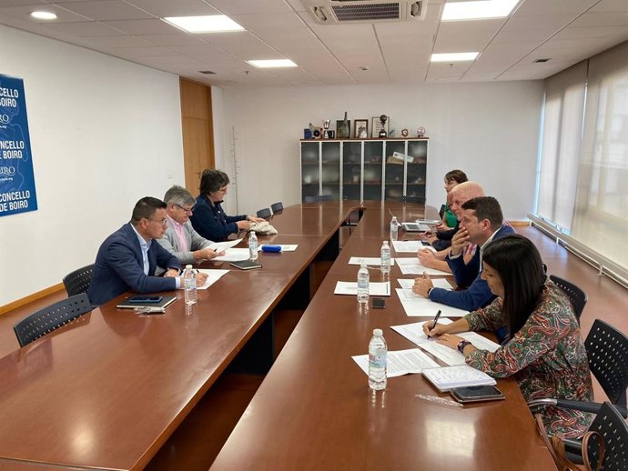 Alcaldes de O Barbanza se reúnen con Medio Rural para abordar medidas de regeneración tras los incendios