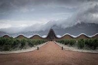 Ysios y Marqués de Riscal maridan la enogastronomía con música y arte en el festival Esférica Rioja Alavesa