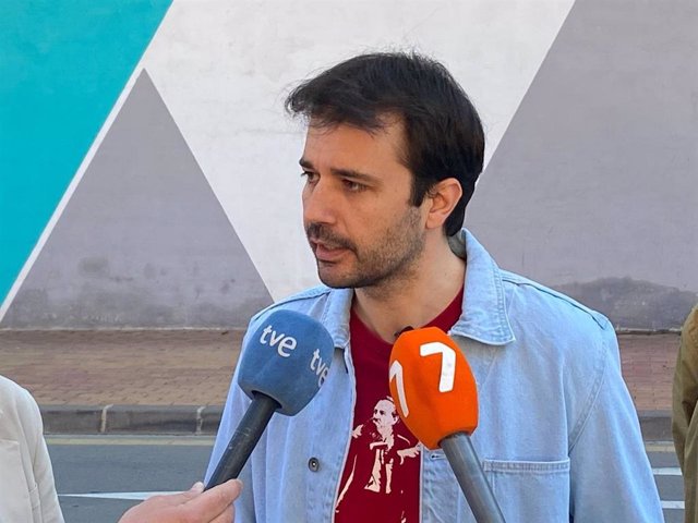 Archivo - Javier Sánchez Serna, coordinador autonómico de Podemos en Murcia.