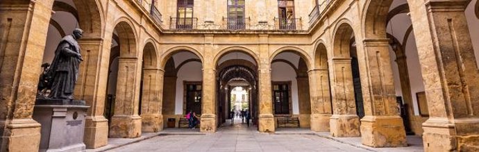 Fábrica de Tabacos, sede de la Universidad de Sevilla.