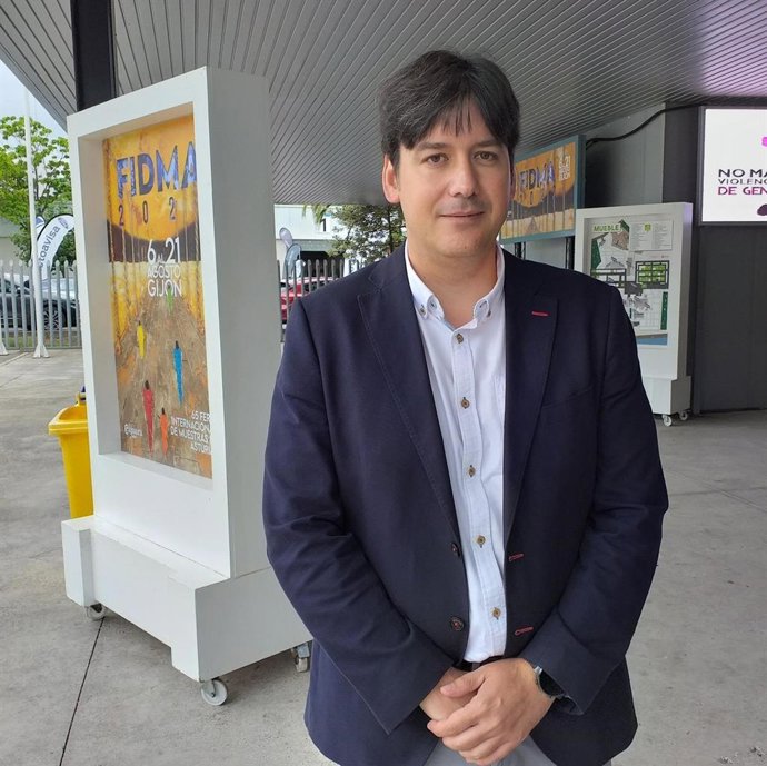 El consejero de Ciencia, Innovación y Universidad del Principado de Asturias, Borja Sánchez, antes de su visita a la Feria Internacional de Muestras de Asturias (Fidma), en Gijón