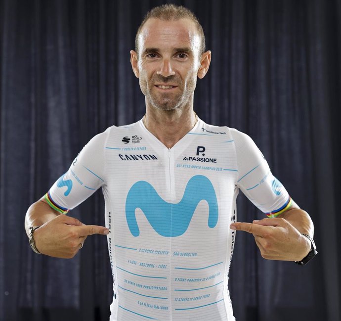 Maillot de homenaje de Movistar Team al ciclista Alejandro Valverde para La Vuelta 22, la última de su carrera