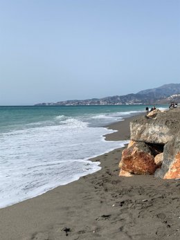 Escalón en una playa de Motril, en imagen de archivo