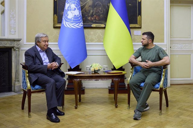 António Guterres, secretario general de la ONU, y Volodimir Zelenski, presidente de Ucrania, se reúnen en Leópolis