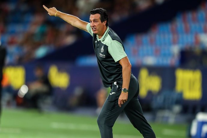 Unai Emery, head coach of Villarreal, gestures during the UEFA Conference League, football match played between Villarreal CF and Hajduk Split at the Ceramica Stadium on August 18, 2022, in Castellon, Spain.