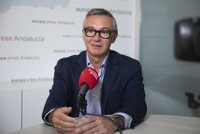 Gavira: "La Junta lo que hace es aumentar las consejerías, el gasto político, que para Vox es enemigo de lo público"