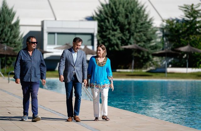 Marta Rivera de la Cruz visita el Parque Deportivo Puerta de Hierro y el Centro de Natación M-86
