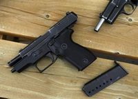 Entra en vigor la prohibición de importación de armas de fuego en Canadá