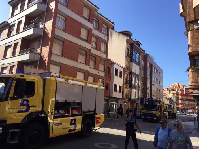 Archivo - Camiones de bomberos, en una imagen de archivo