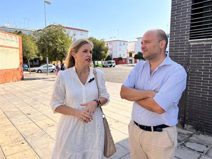 Cristina Peláez y Gonzalo García de Vox Sevilla