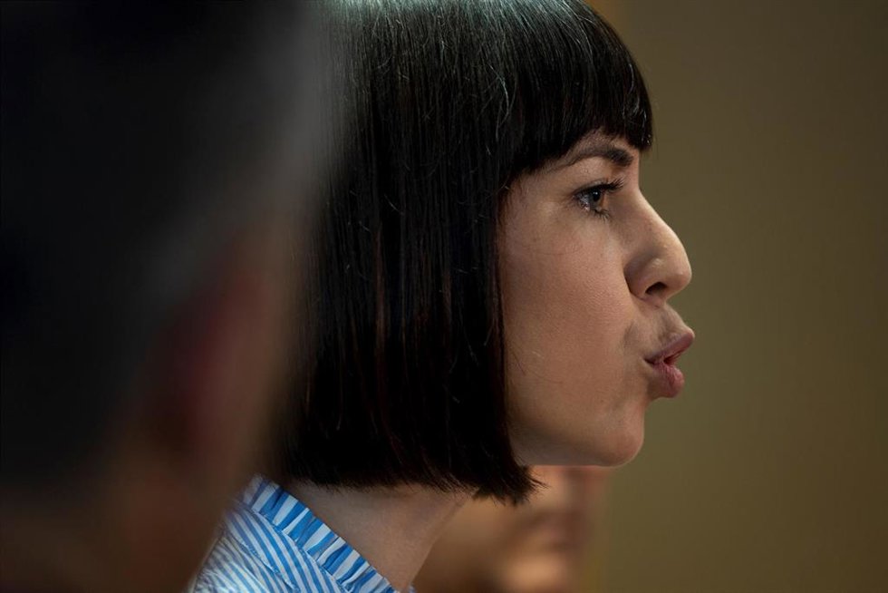 La ministra de Ciencia e Innovación, Diana Morant, responde a los medios en la Delegación del Gobierno, a 19 de agosto de 2022, Valencia, Comunidad de Valencia (España).