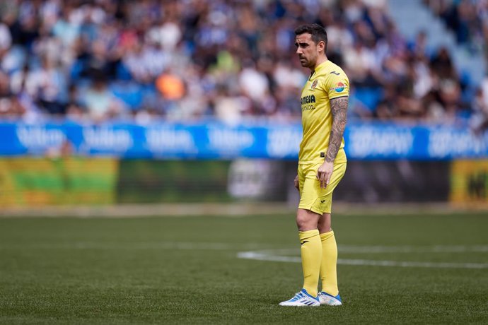 Archivo - Paco Alcacer of Villarreal CF looks on during the Spanish league match of La Liga between, Deportivo Alaves and Villarreal CF at Mendizorrotza on April 30, 2022, in Vitoria, Spain.
