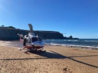 Fallece un bañista de 65 años en la playa de Langre