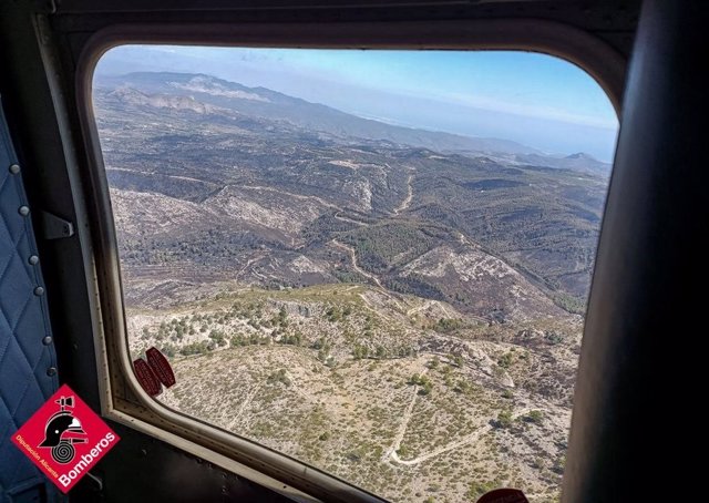 Vista aérea del incendio de Petrer