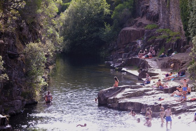 Archivo - Piscina natural de Las Mestas (Cáceres). Archivo.