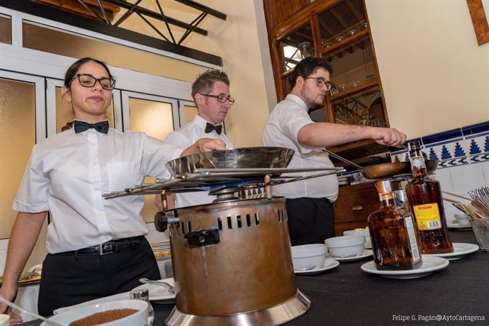 Curso de Cocina y de Servicio de Restaurante de la ADLE