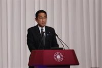 El primer ministro de Japón cancela su viaje a Túnez tras dar positivo en COVID-19