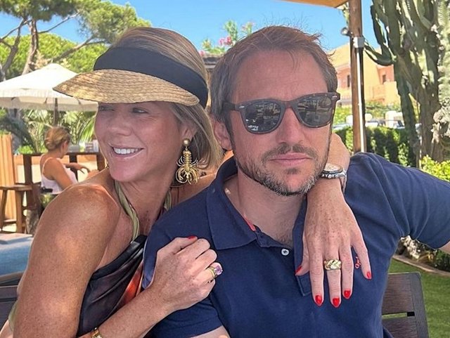 AMELIA BONO Y MANUEL MARTOS