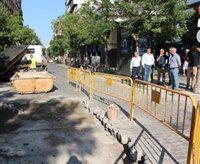 Avanza la reparación del adoquinado en el eje de las calles Campana y Laraña del casco histórico de Sevilla