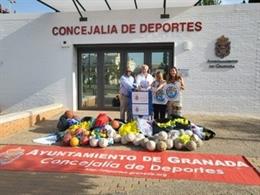 Material deportivo donado a la Fundación Takeli