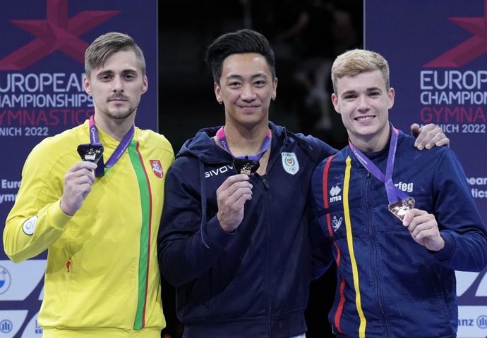 El gimnasta español Joel Plata, bronce europeo en la final de barra