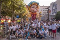 La carroza 'Pomposa' gana la Gala Floral de Torrelavega