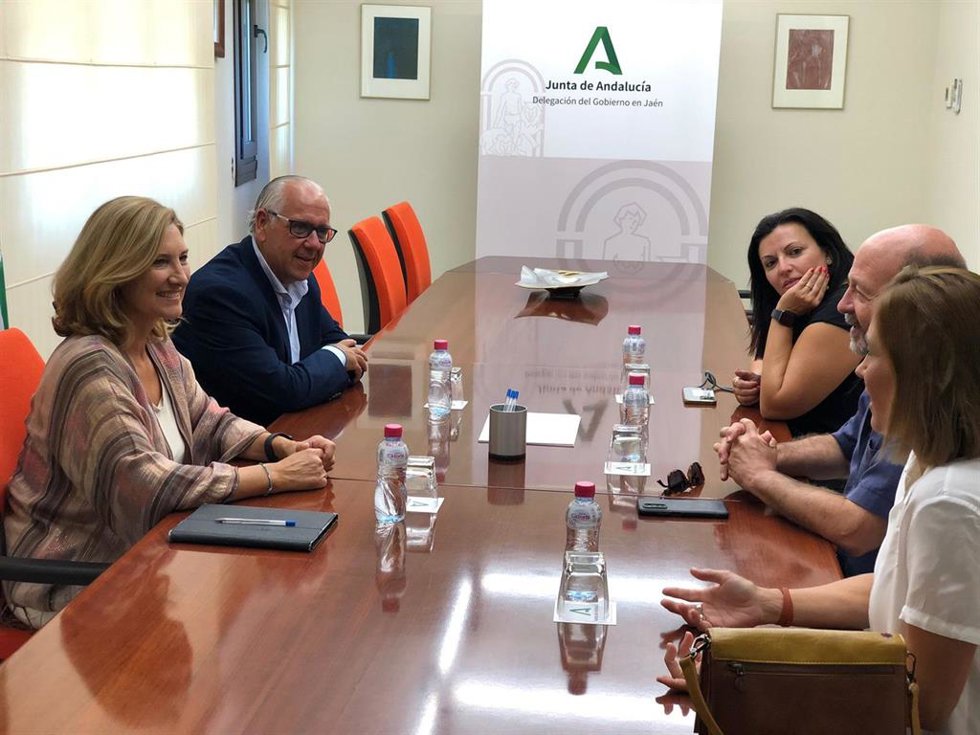Reunión sobre la Guía de Arquitectura de Úbeda y Baeza