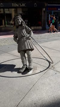 Vandalizan una de las figuras de la Fonte dos Nenos de Pontevedra