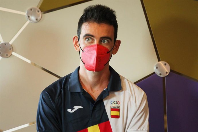 Archivo - El atleta español Diego García Carrera