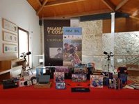 Asociación Amigos Jesús Negro de Paz entrega material lúdico a la planta de siquiatría infanto-juvenil del Clínico