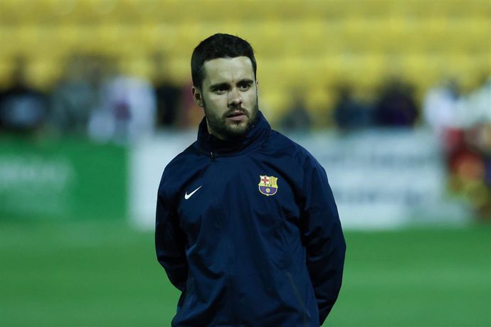 Archivo - El entrenador del FC Barcelona Femenino, Jonatan Giráldez.