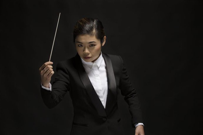 La directora de orquesta Elim Chan