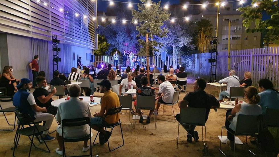 [Sevilla] Nota De Prensa Y Fotos Ciclo Cine Gitano De Verano