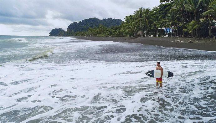 Costa Rica se convierte en uno de los detinos favoritos mundiales para practicar surf