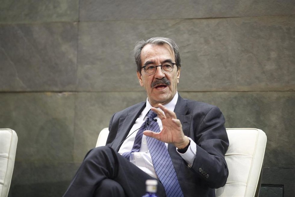 Archivo - El economista Emilio Ontiveros en una imagen de archivo