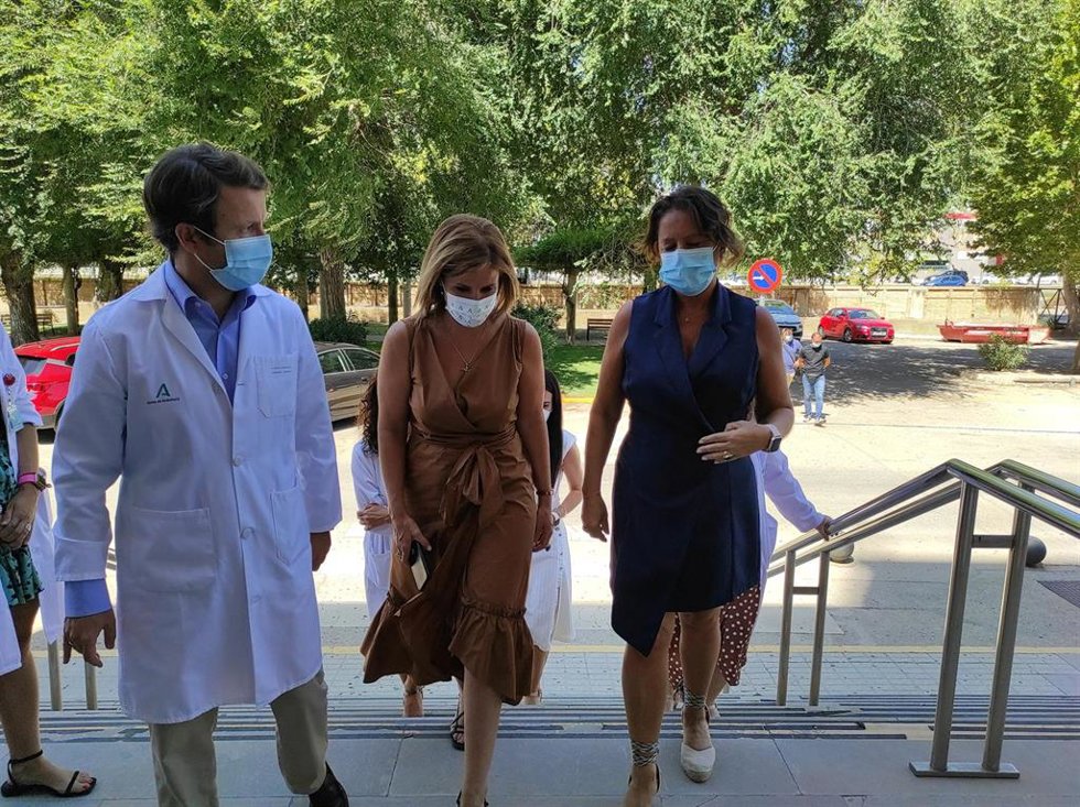 García a su llegada al Hospital Traumatológico