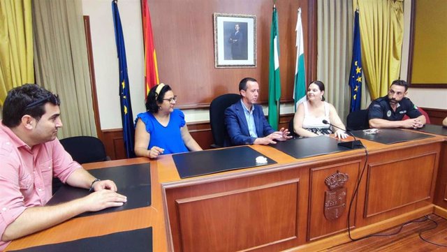 El subdelegado de Gobierno en Almería se reúne con la alcaldesa de Turre.