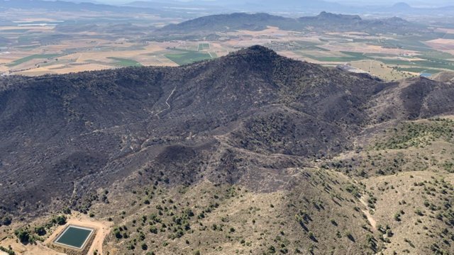 Superficie calcinada en el incendio forestal declarado en el paraje de La Patoja, en el término municipal de Jumilla (Murcia)