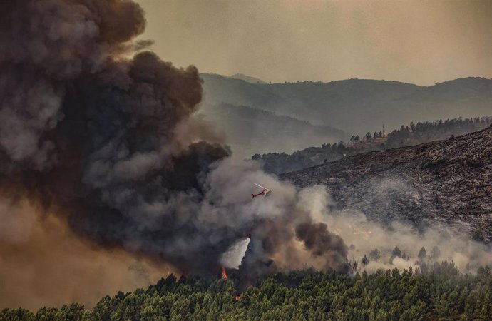 Imagen del incendio forestal de Bejís (Castellón). 