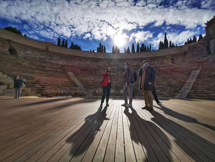 Archivo - Visitas guiadas al teatro Romano de Cartagena