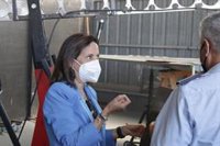 Robles tacha de "frívolo" al PP por criticar fallos en el envío de armamento a Ucrania sin tener "toda la información"