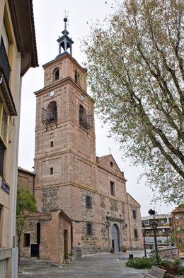 Exterior Iglesia de Santa María de la Antigua