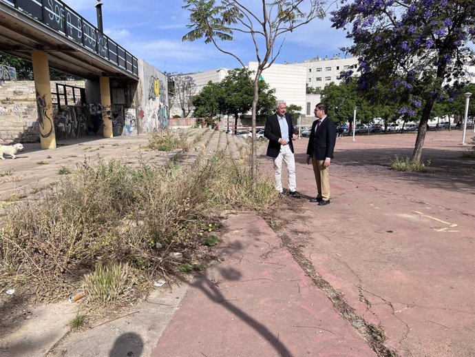 Archivo - Sevilla.-Ciudadanos reclama a Muñoz un "cambio de rumbo" en Parques y Jardines tras la "deriva" de la gestión