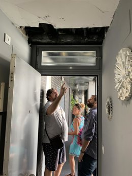 Desperfectos en un edificio de VPO de Nuevo Amate