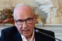 Alfonso Guerra ve "muy difícil" el fin de la guerra en Ucrania, de la que hoy se cumplen seis meses